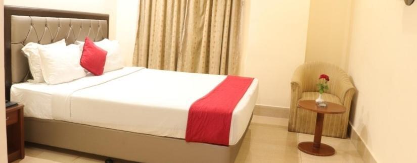 The Presidency Hotel Bhubaneswar Exterior foto